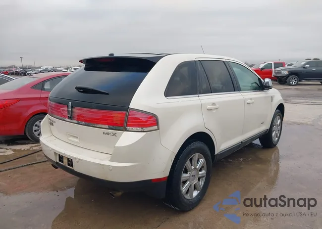 2LMDU68C38BJ26595: 44269800