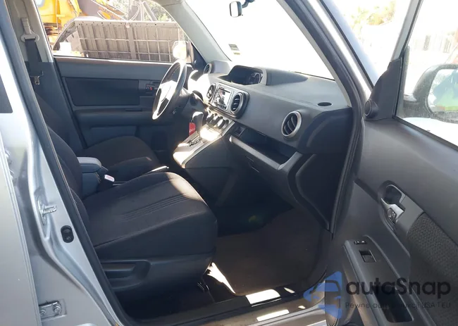 JTLKE50E391072471: 44269828