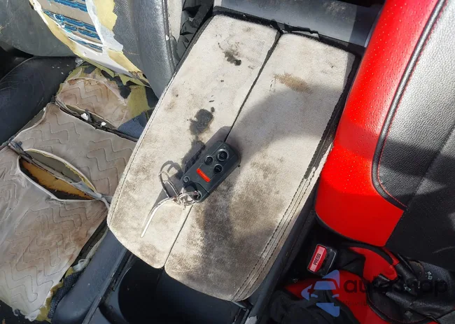 JH4KB16576C005973: 44269961