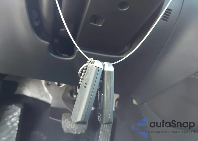 JM1GL1W53H1149281: 44270067