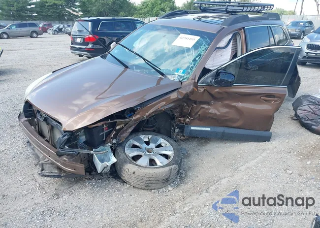 4S4BRBGC8B3320738: 44271082