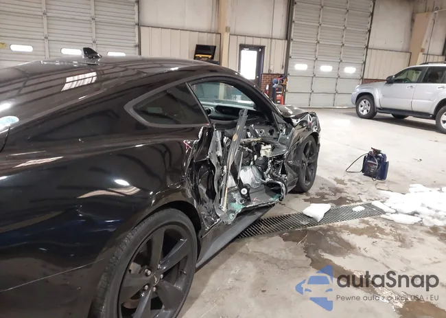 1FA6P8TH4M5116872: 44271111