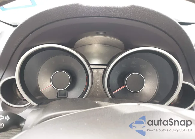 19UUA8F22CA026136: 44271128