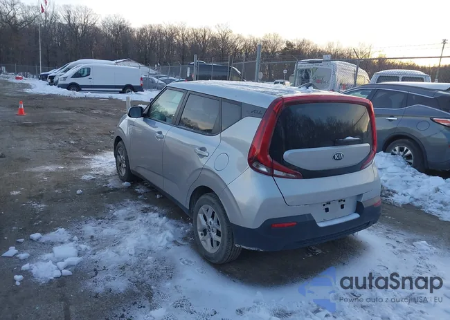 KNDJ23AU2L7068040: 44271201