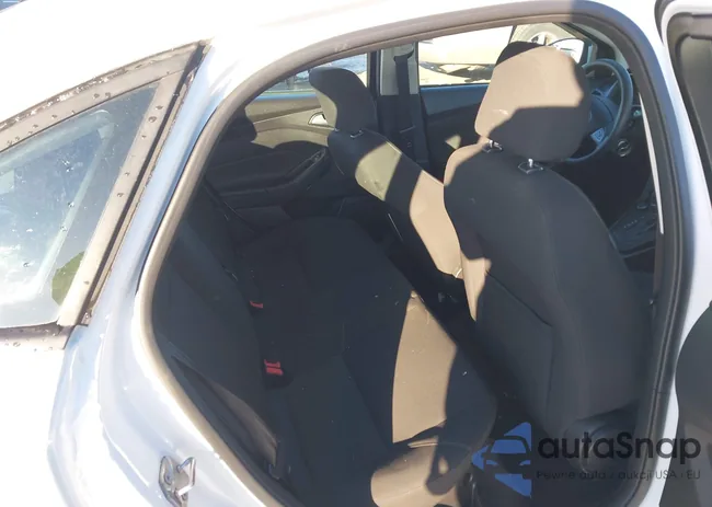 1FADP3F22FL268049: 44271211