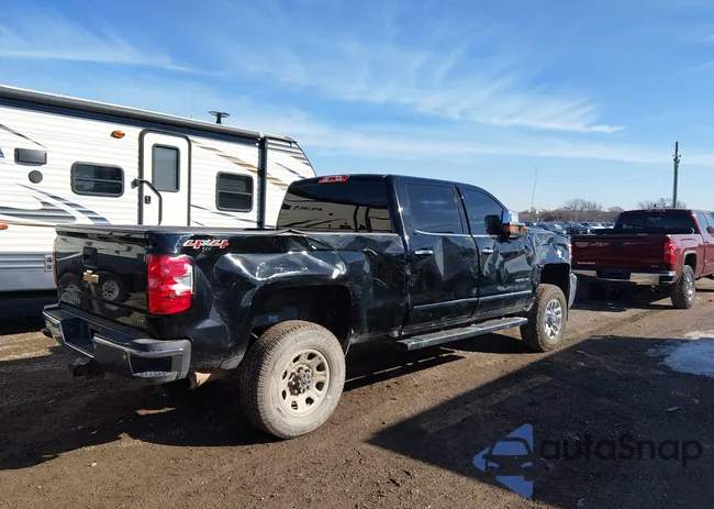 1GC1KWEY2HF214545: 44271292