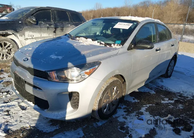 3KPA24AB3JE065861: 44271298