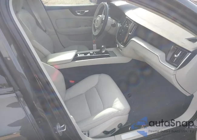 7JRL12TL6RG326516: 44271322