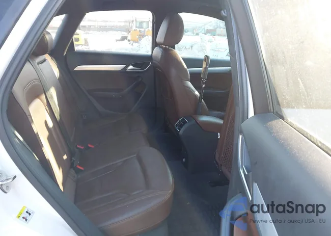 WA1ECCFS8JR015960: 44271328