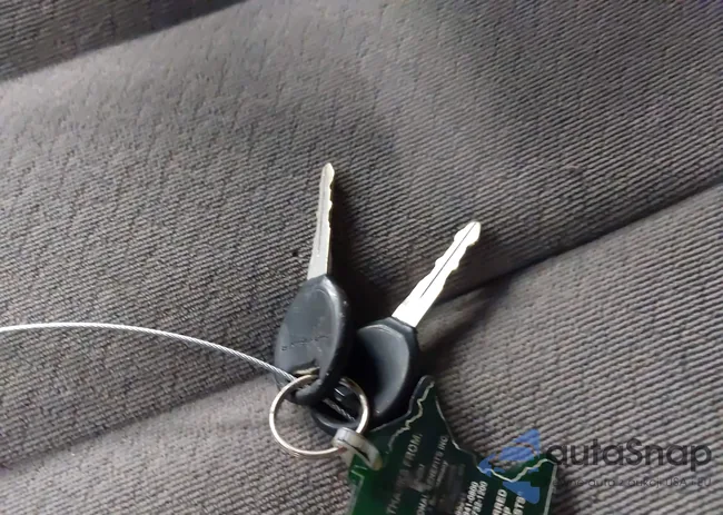 2C4GP44L43R196377: 44271392