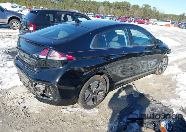 KMHC85LC4NU269638: 44271399