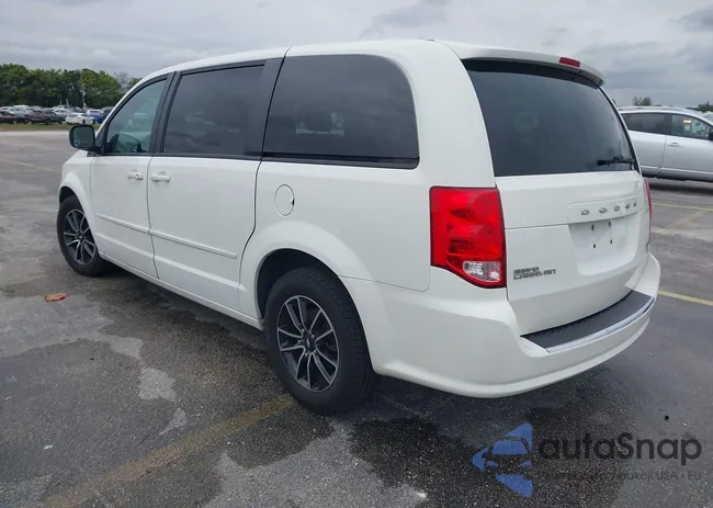 2D4RN4DG4BR706679: 44271445