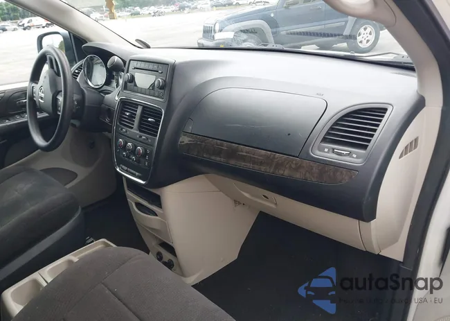 2D4RN4DG4BR706679: 44271445