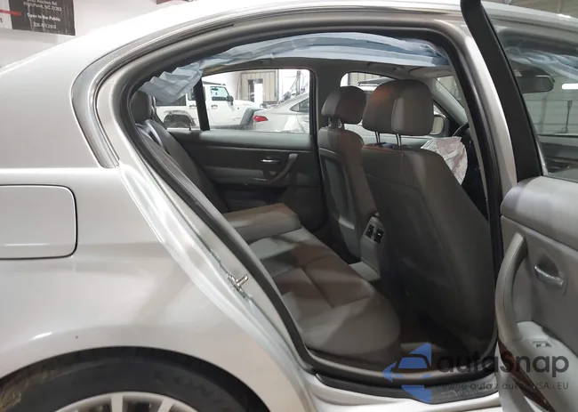 WBAPM5C56BE577903: 44270710