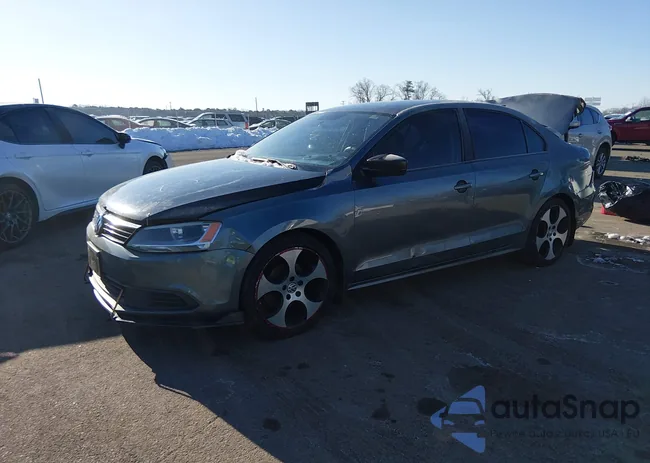 3VW1K7AJ2CM378768: 44270825