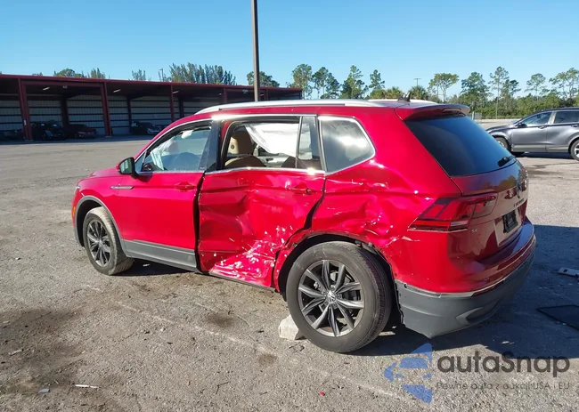 3VV3B7AX7RM098693: 44270827