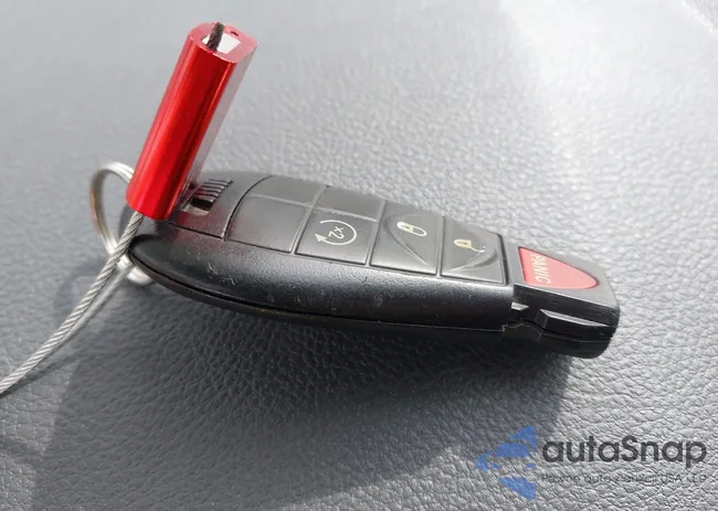 1C6RR6LT3JS194977: 44270895