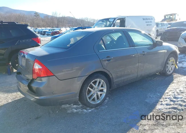 3FAHP0JG4CR109629: 44270953