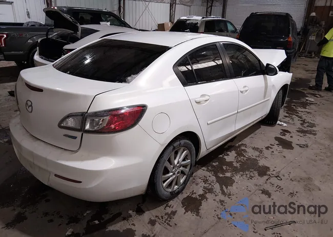 JM1BL1V71C1602027: 44270956