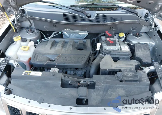 1C4NJCBB8GD506391: 44270963