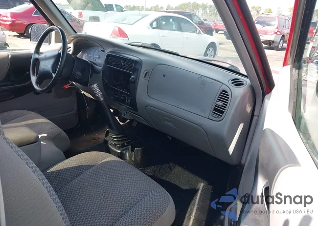 1FTYR10C9WUA88704: 44270974