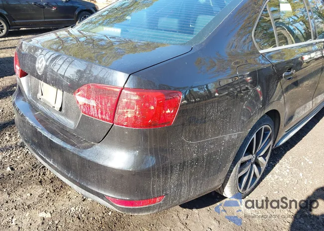 3VW4A7AJ7DM415430: 44271004