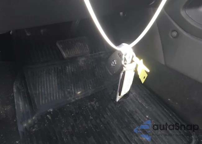 KM8K5CA30NU923921: 44272180