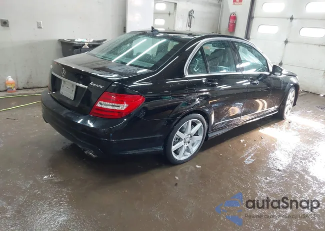 WDDGF8AB6EA964976: 44272282