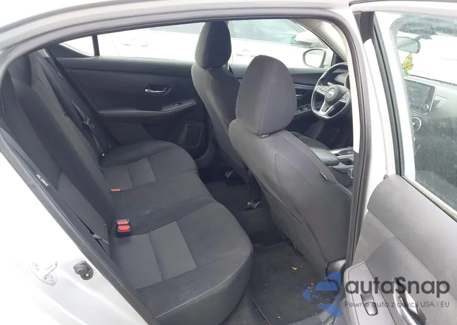 3N1AB8CV0PY246635: 44272330