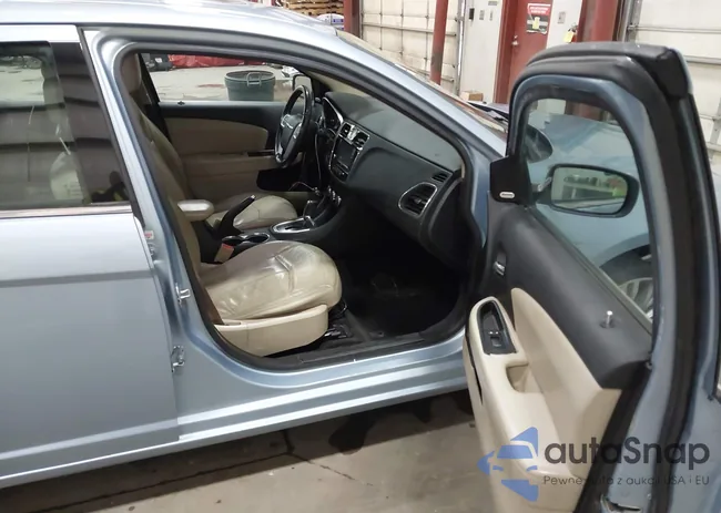 1C3CCBCG4DN603166: 44272348