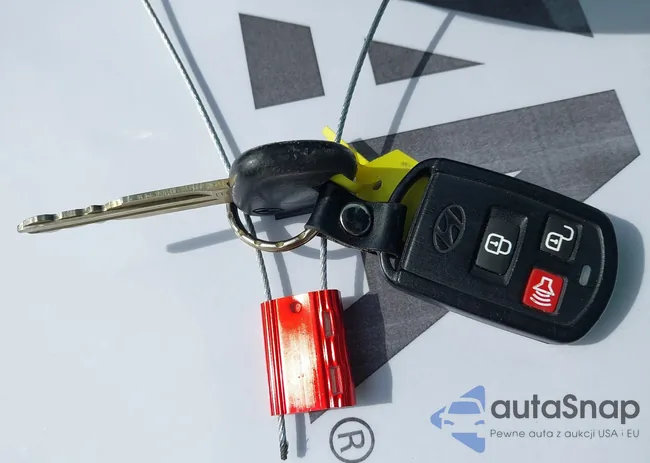 KM8SC13E75U917493: 44272397