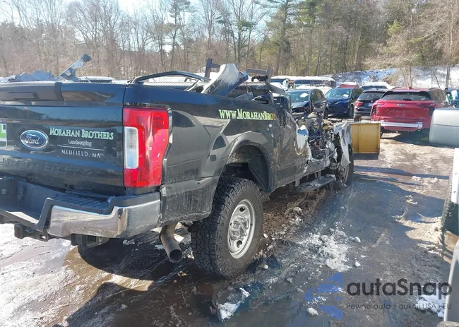 1FTBF3B61HED02857: 44272484