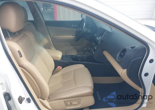 1N4AA5AP9AC822232: 44272677