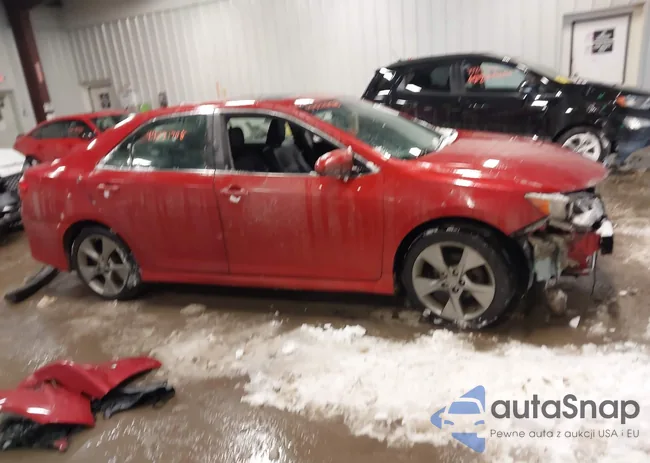 4T1BF1FK2CU619732: 44271708