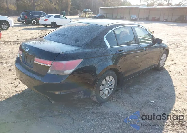 1HGCP2F3XCA159789: 44271749