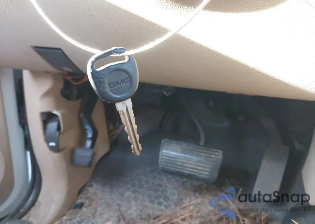 1GKGK26K47R215520: 44271821