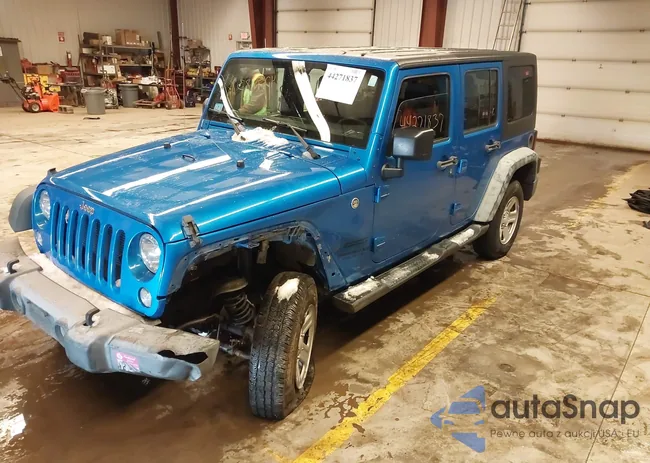 1C4BJWDG4GL256084: 44271837