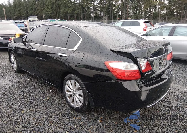 1HGCR3F9XDA049153: 44271958