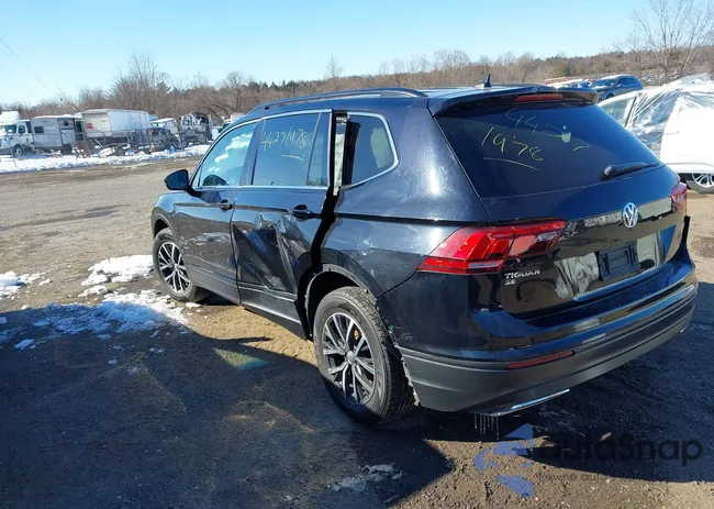 3VV3B7AX2KM082889: 44271978