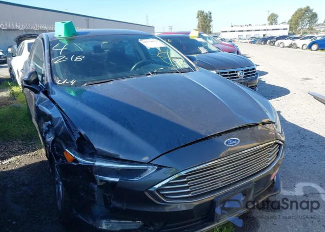 3FA6P0PU5HR379853: 44272035