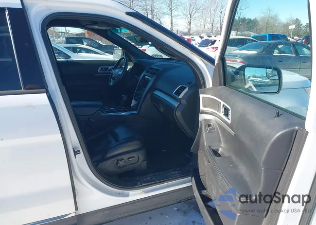 1FM5K8D84DGC06333: 44273084