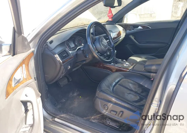 WAUFFAFC9FN024192: 44273097