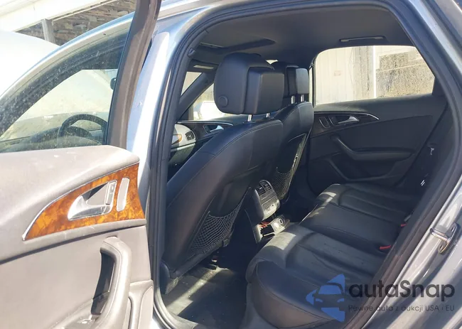 WAUFFAFC9FN024192: 44273097