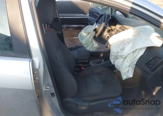 KNADM4A31H6054791: 44273127