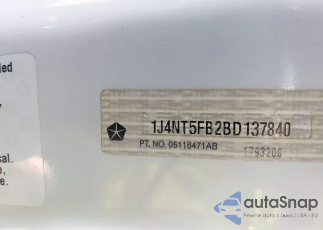 1J4NT5FB2BD137840: 44273171