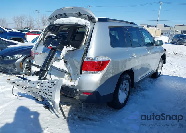 5TDBK3EH4BS051164: 44273221