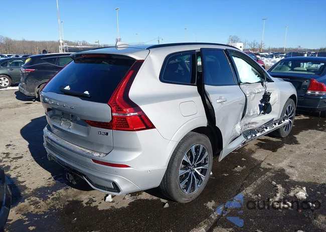 YV4L12RL6R1923705: 44273291