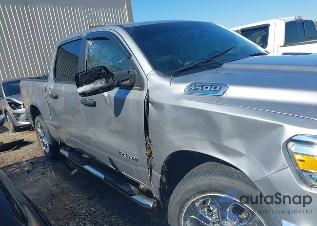 1C6RREFT3RN157590: 44273375