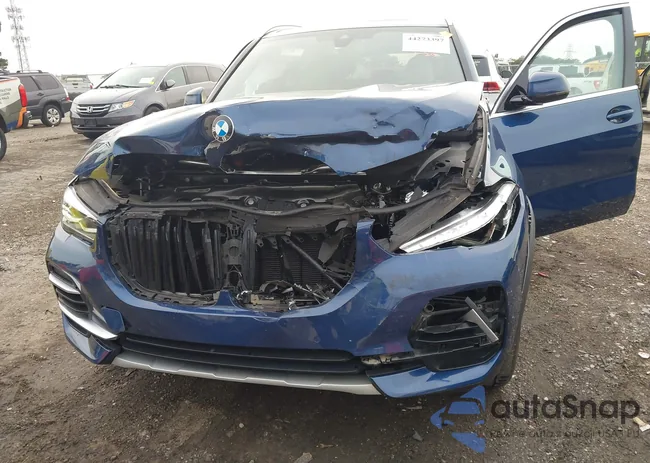 5UXCR4C04P9P08648: 44273397