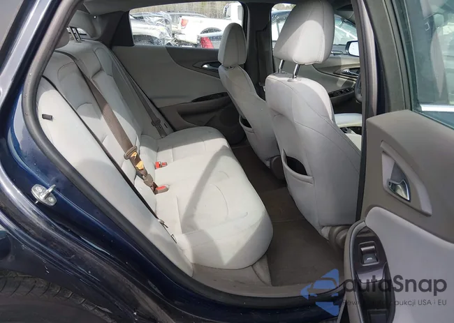 1G1ZB5ST0HF196366: 44273399